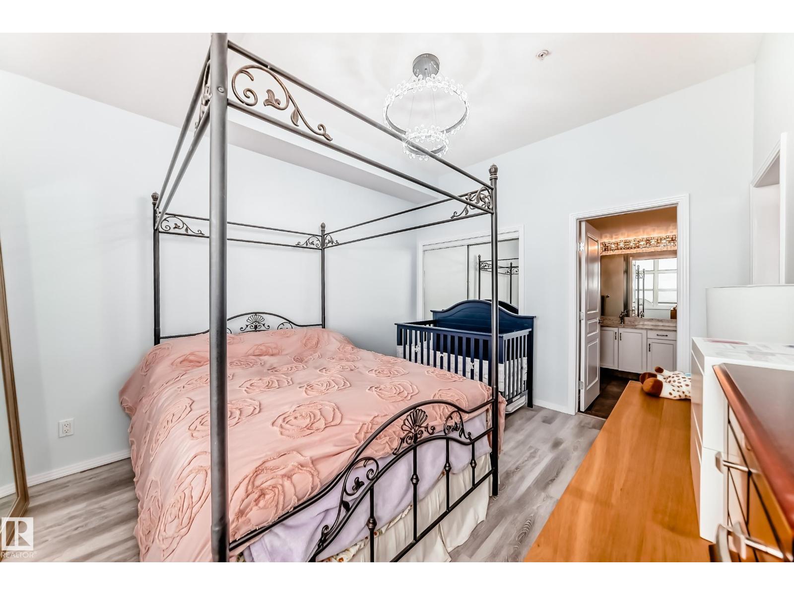 #414 9507 101 AV NW - 13