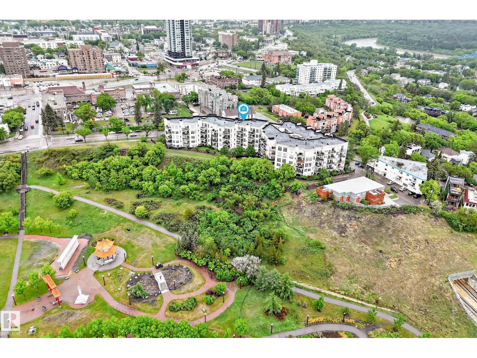 #414 9507 101 AV NW - 36
