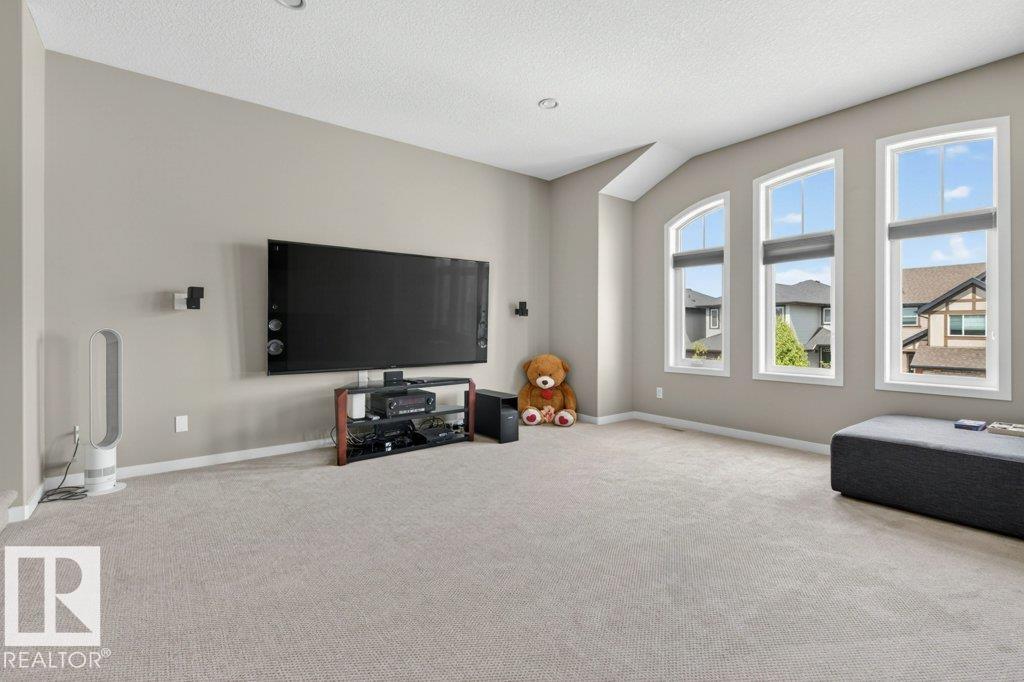5315 20 AV SW SW - 21