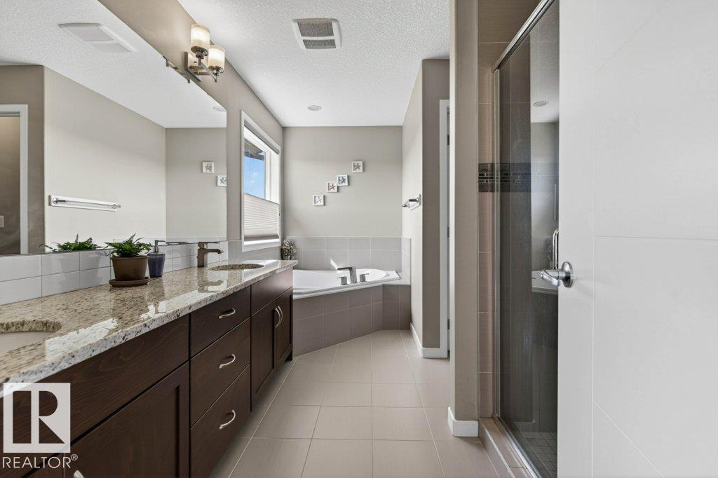 5315 20 AV SW SW - 29