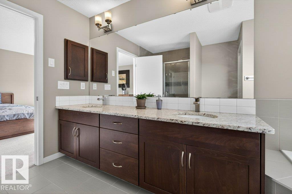 5315 20 AV SW SW - 30