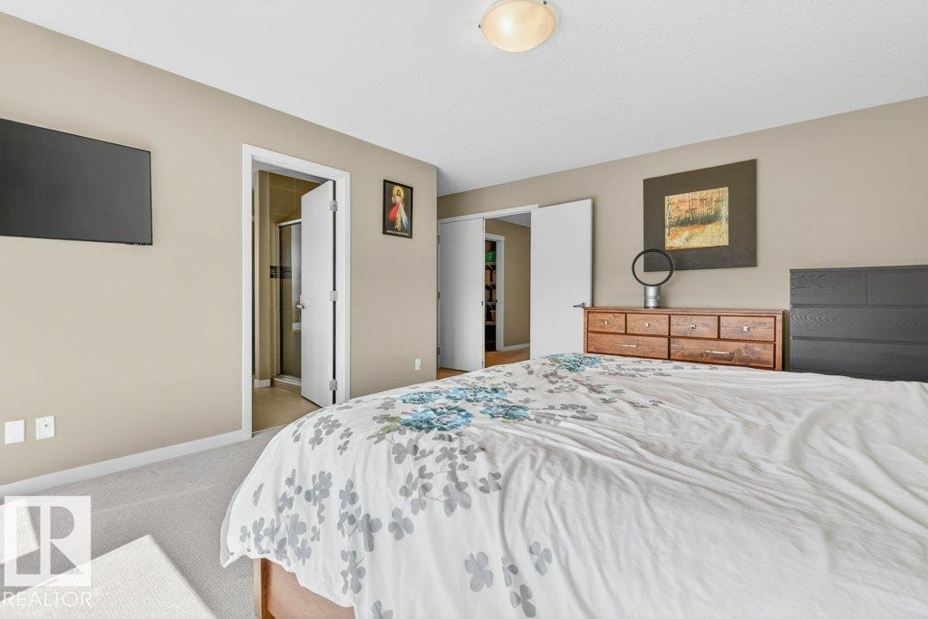 5315 20 AV SW SW - 32