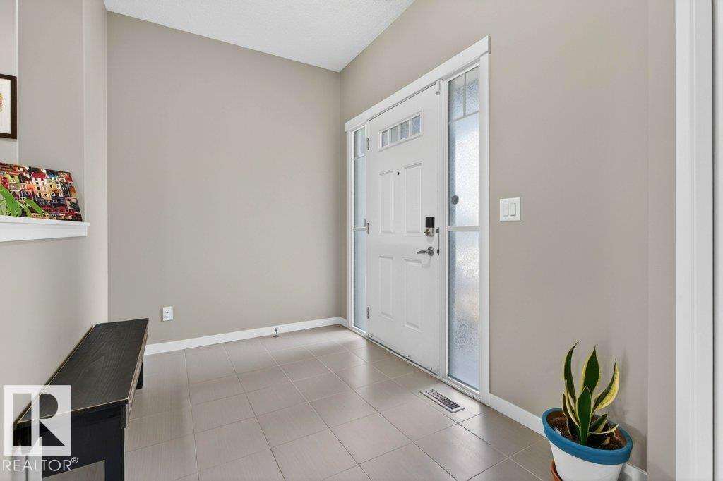 5315 20 AV SW SW - 4
