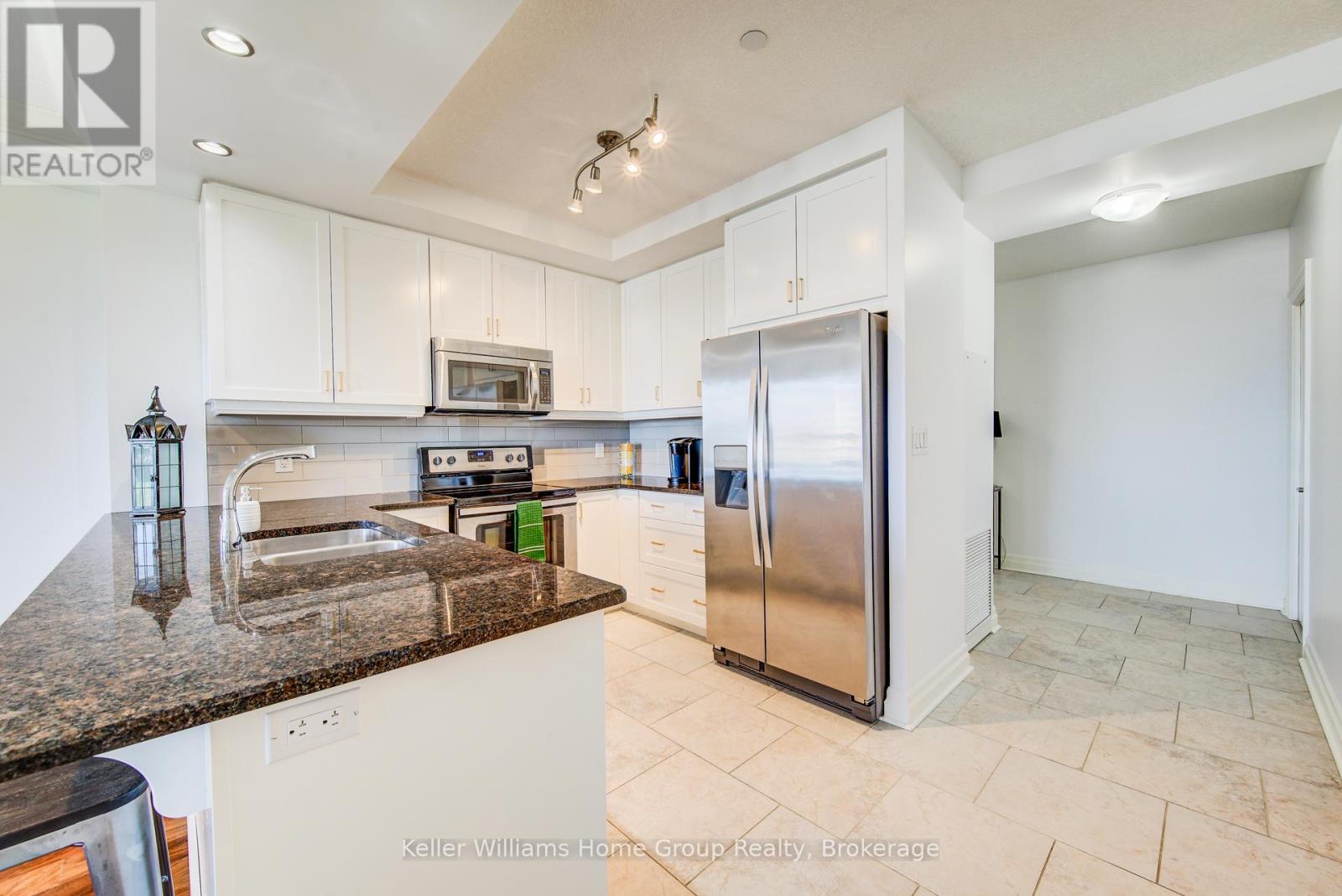 #901 150 WELLINGTON STREET E - 5