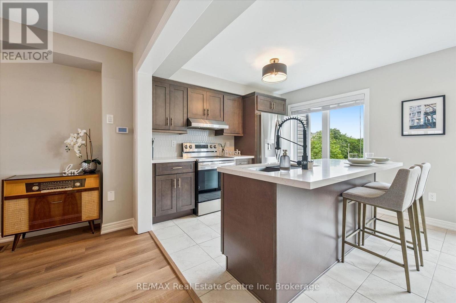 #2 395 LINDEN DRIVE - Image 9