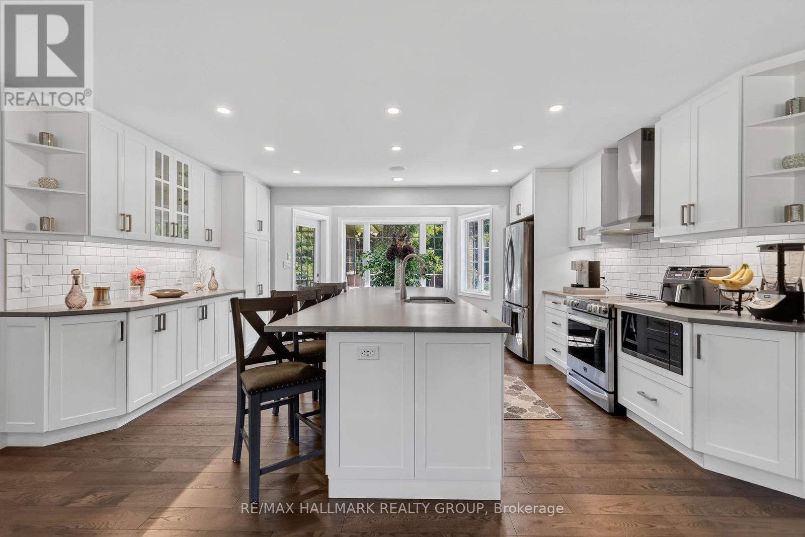 30 KIMBERLY AVENUE - 12