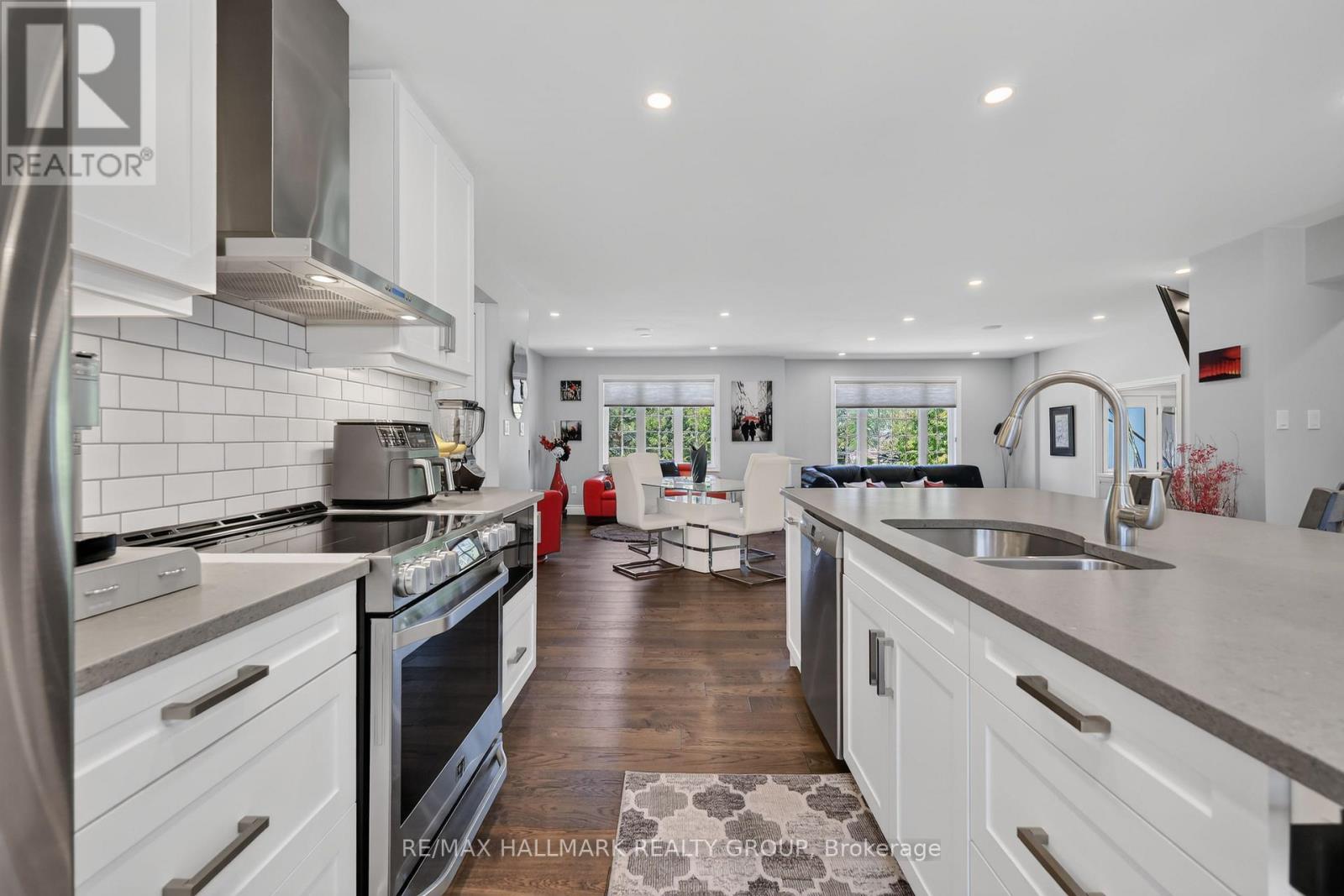 30 KIMBERLY AVENUE - 13