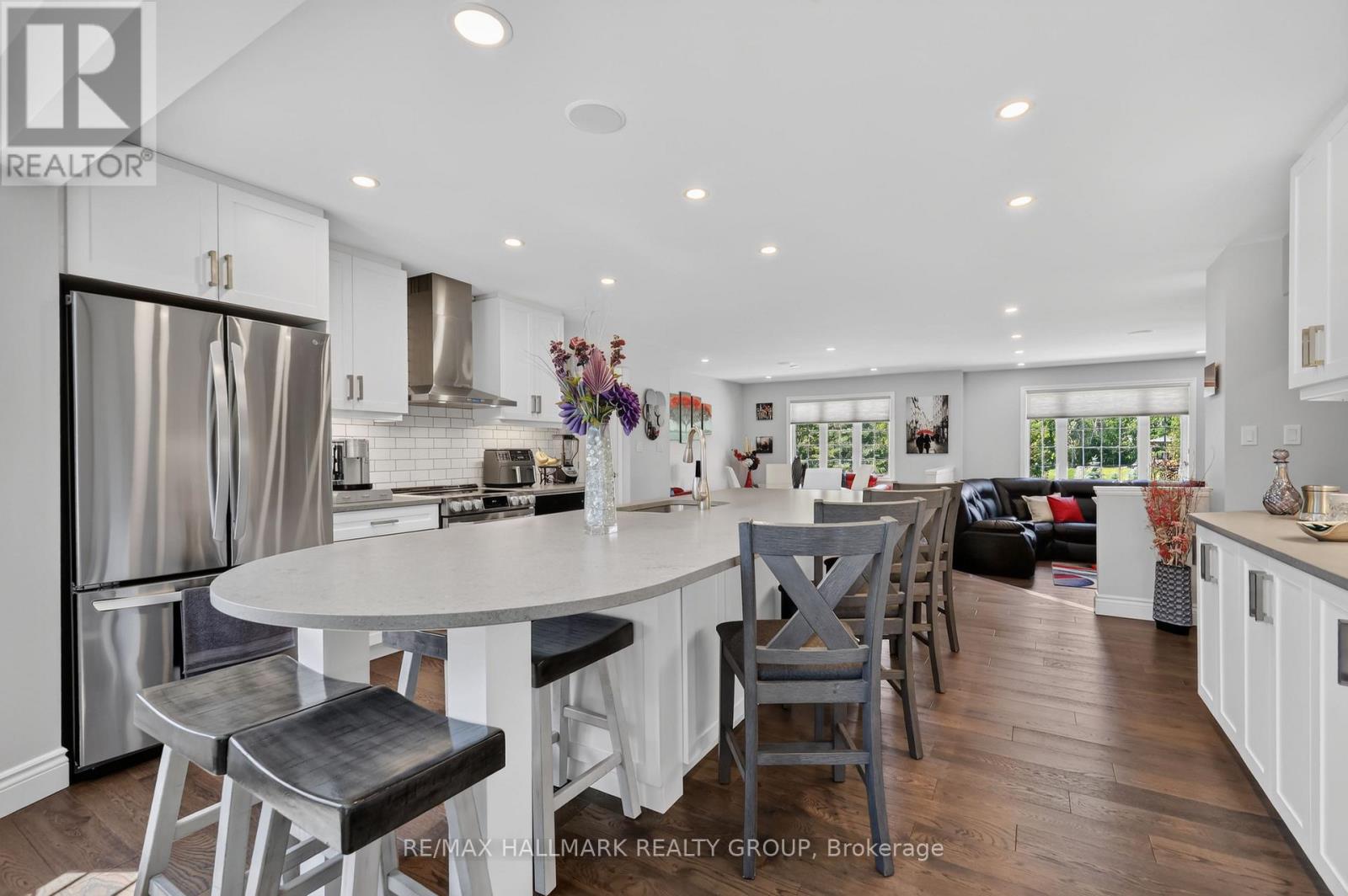 30 KIMBERLY AVENUE - 16