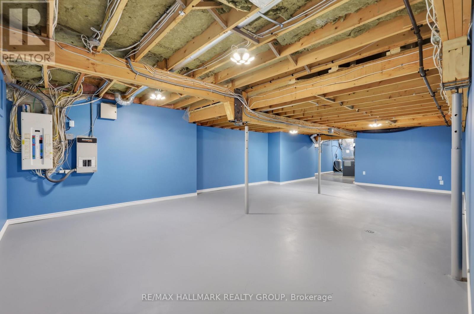 30 KIMBERLY AVENUE - 37