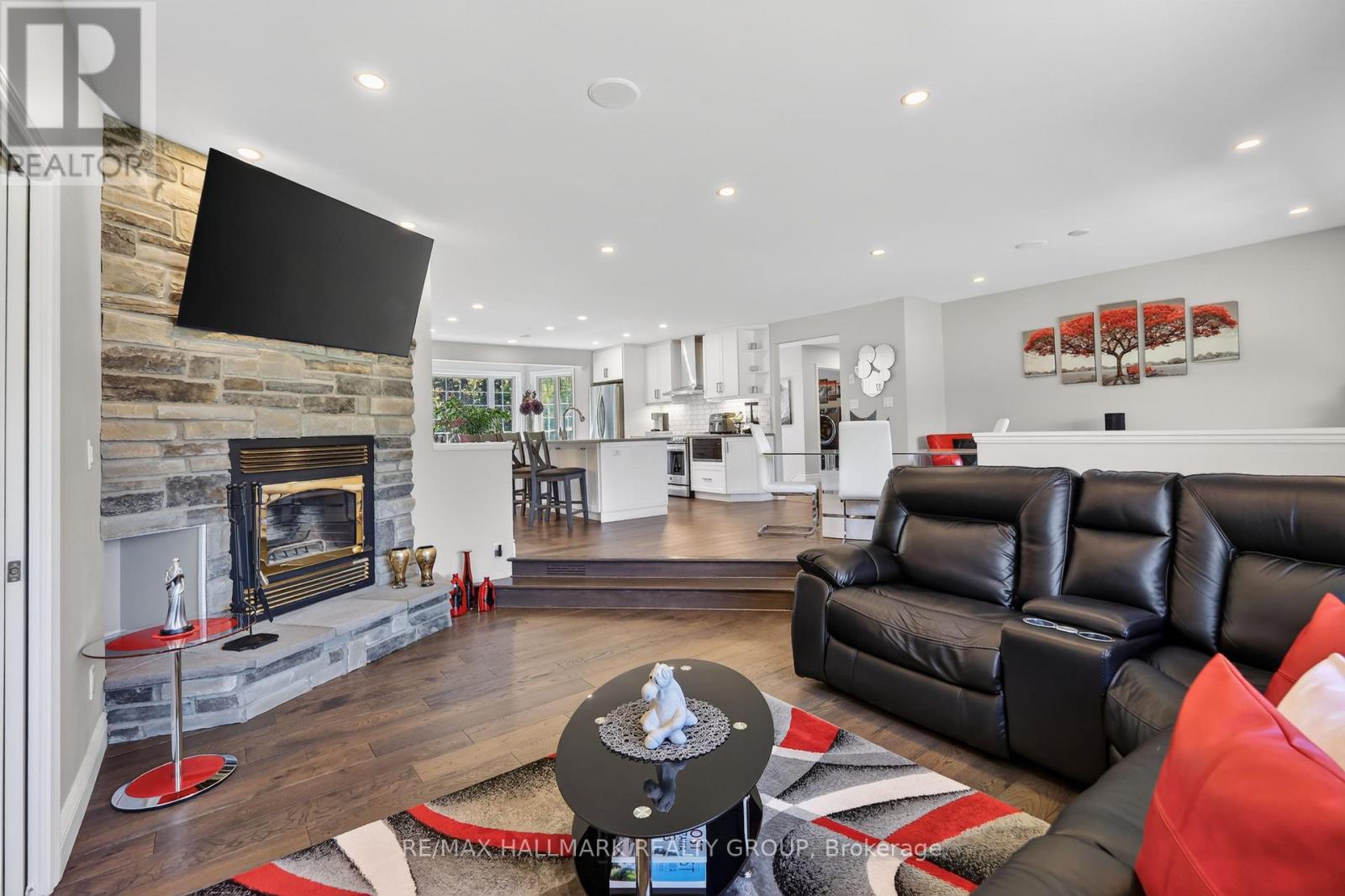 30 KIMBERLY AVENUE - 4