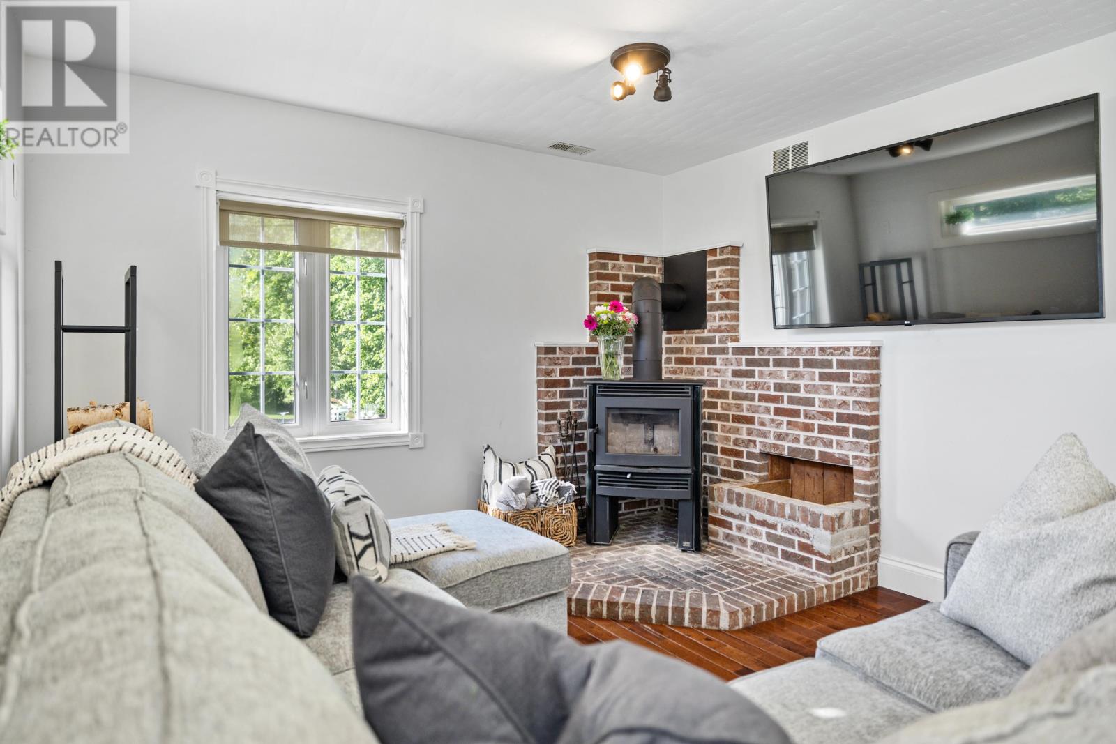 79 Waterside Road - 23