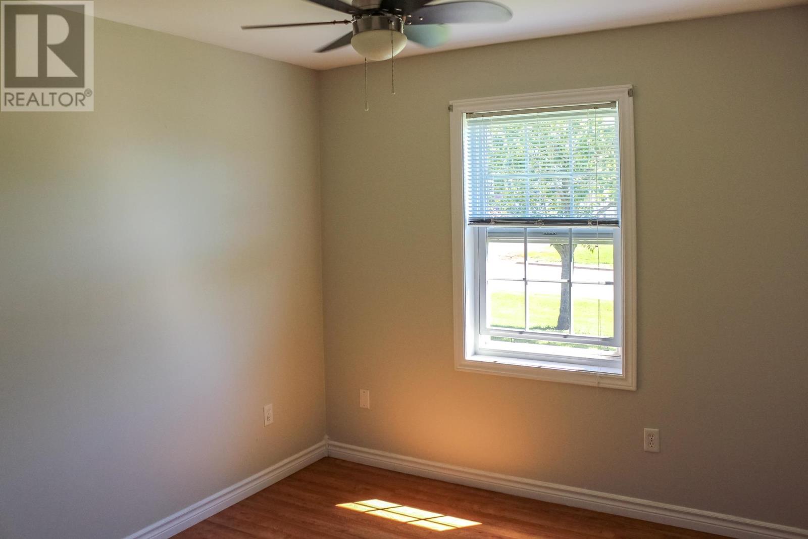 26 Hunter Lane - 12