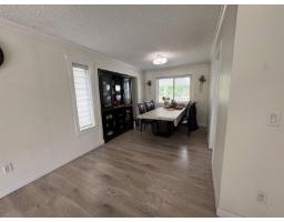 8063 138a Street, Surrey, BC V3W9B3 Photo 7