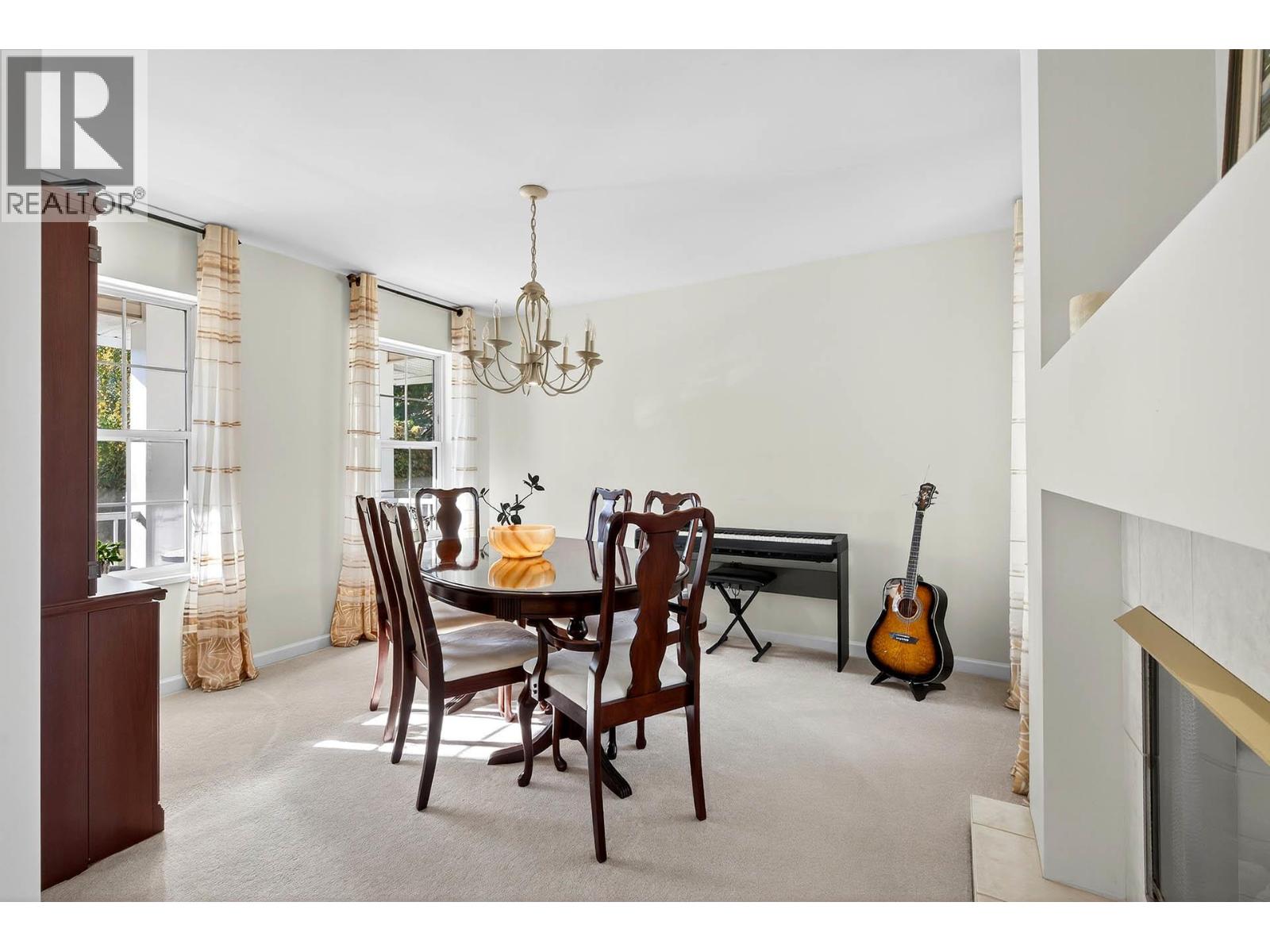 992 Canongate Crescent - 4