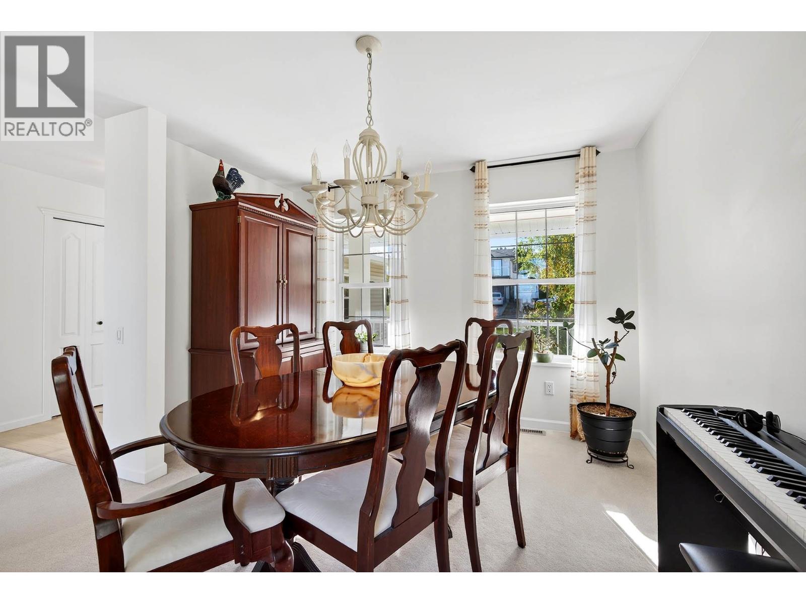 992 Canongate Crescent - 5