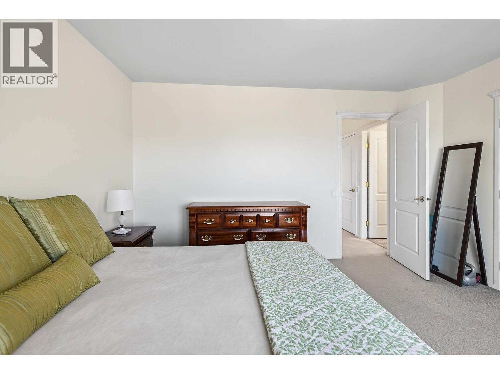 992 Canongate Crescent - 28