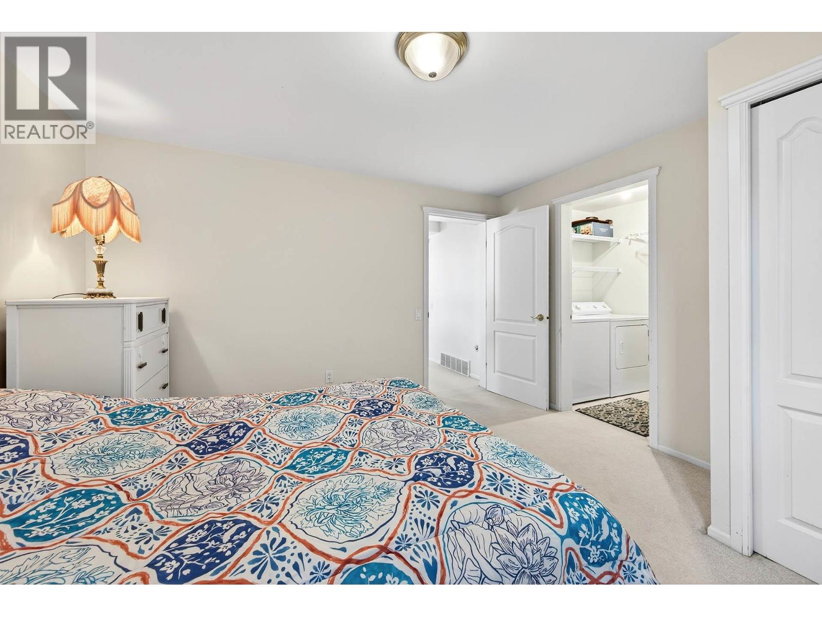992 Canongate Crescent - 48