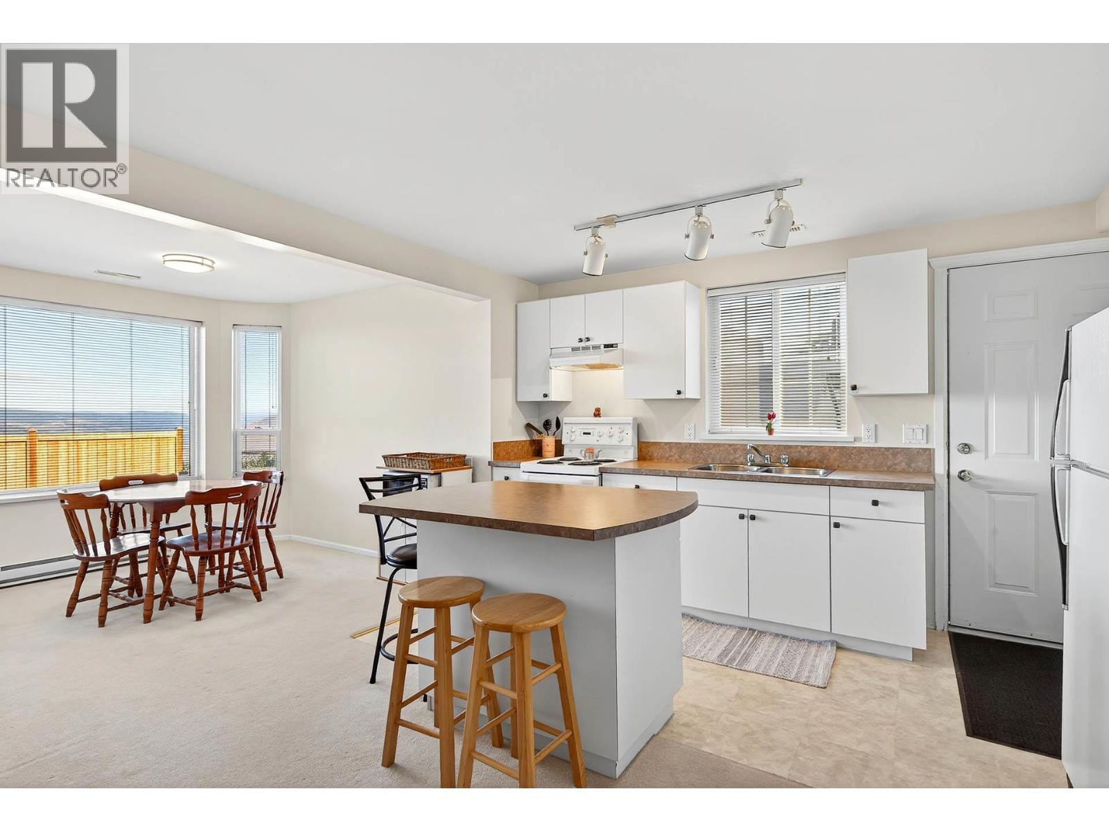 992 Canongate Crescent - 41