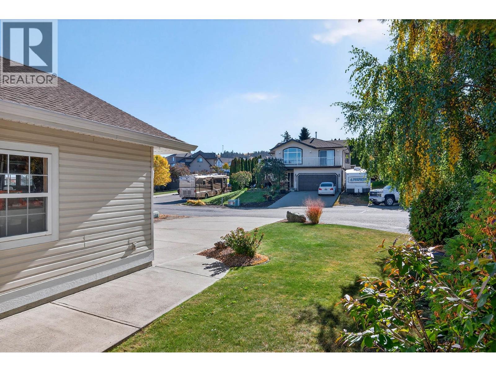 992 Canongate Crescent - 57