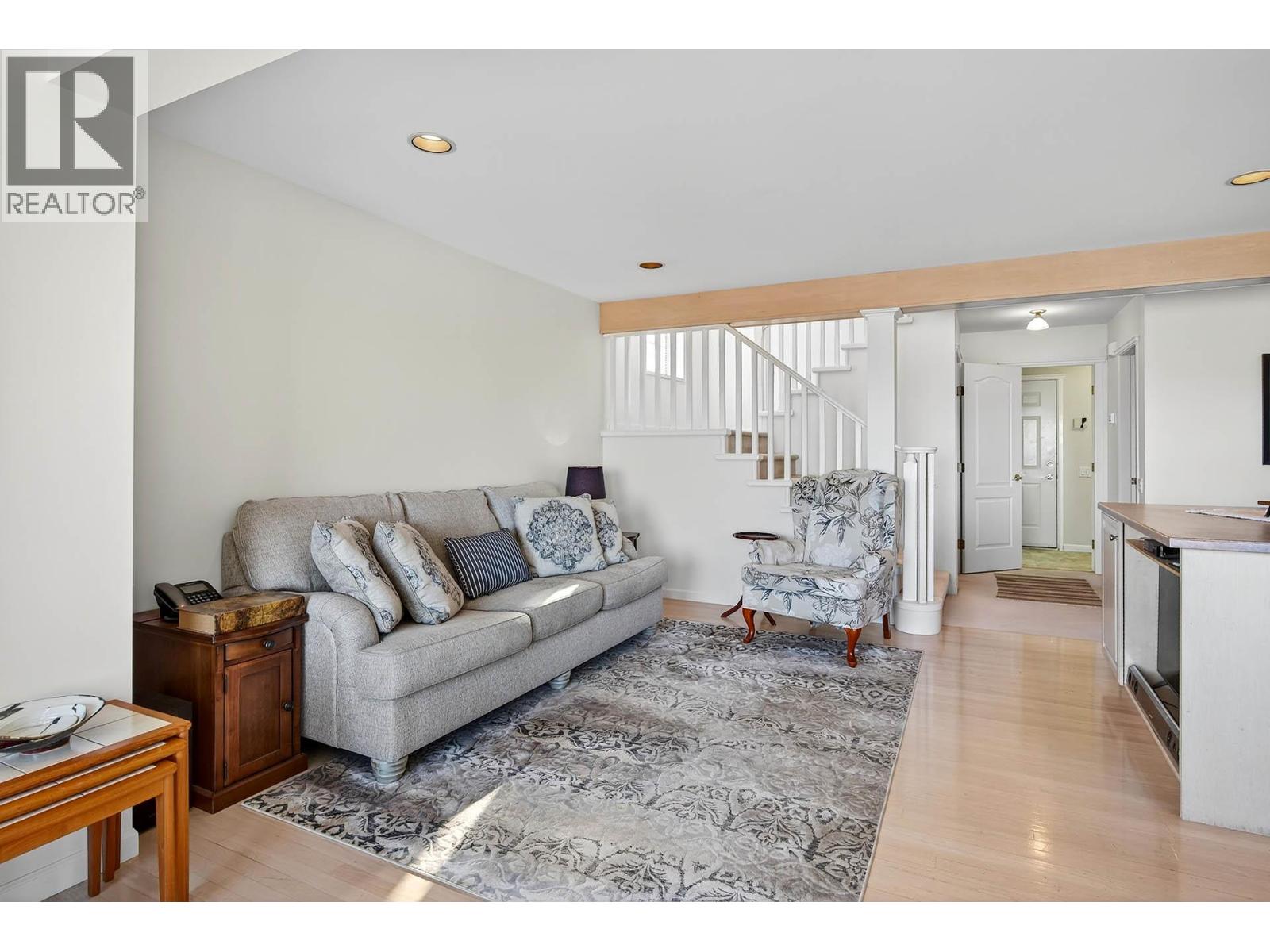992 Canongate Crescent - 19