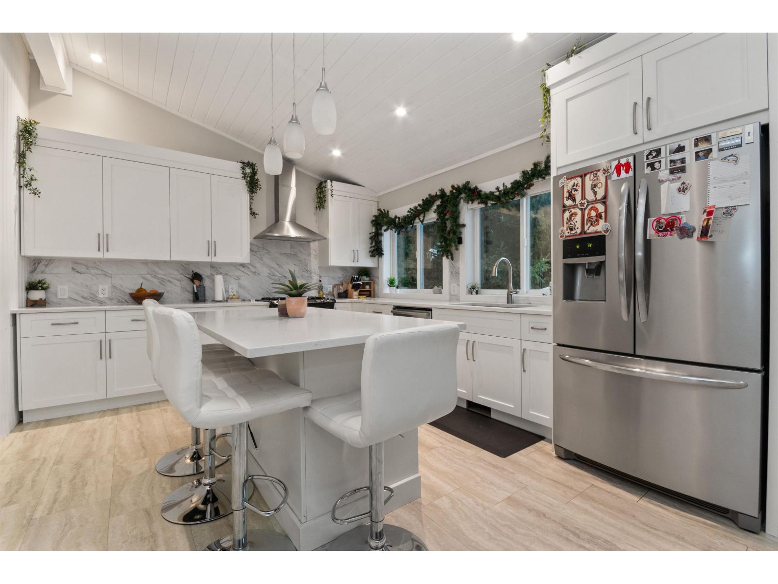 46022 CLARKE DRIVE, Chilliwack Proper East, Chilliwack