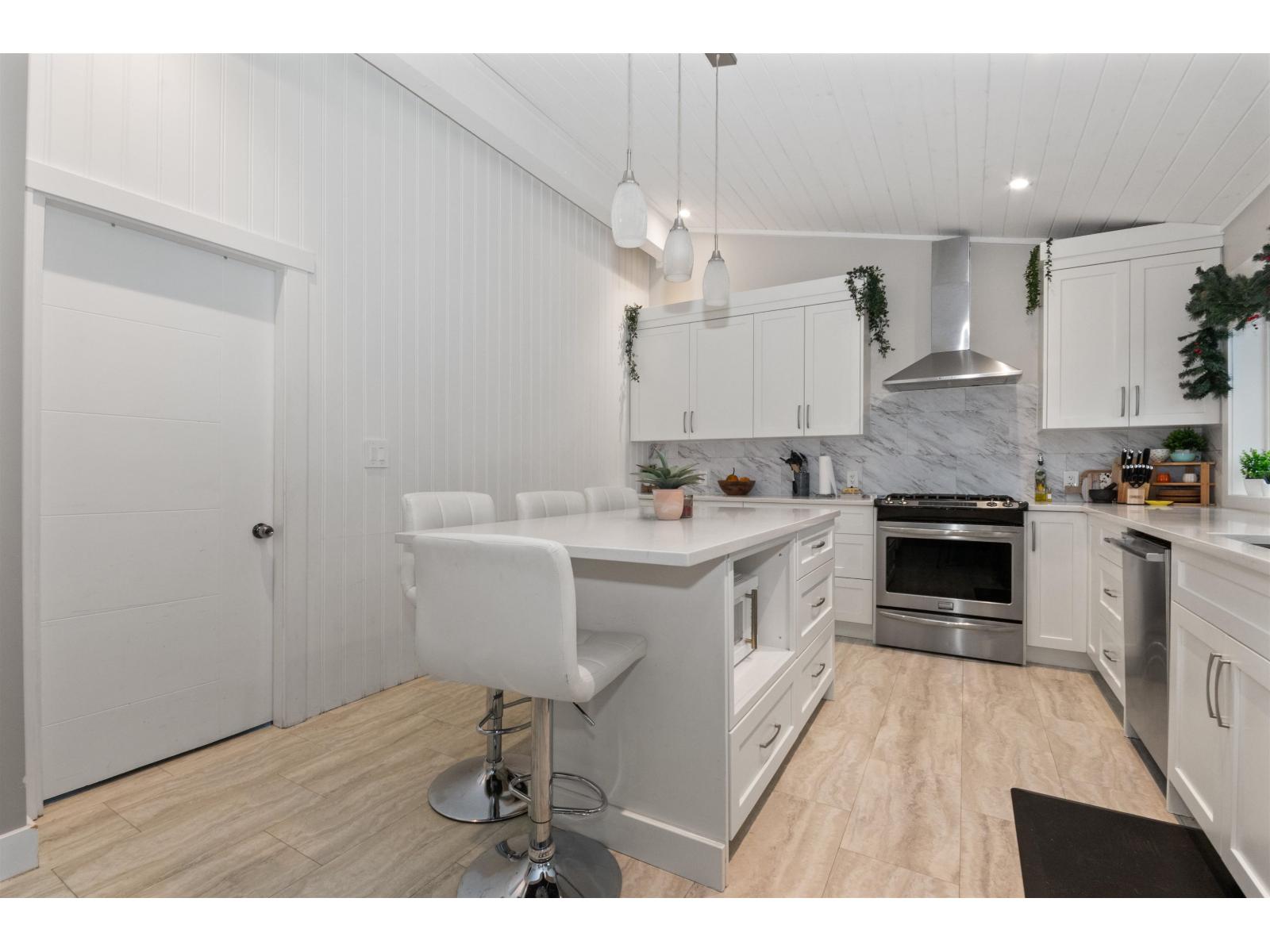 46022 CLARKE DRIVE, Chilliwack Proper East, Chilliwack