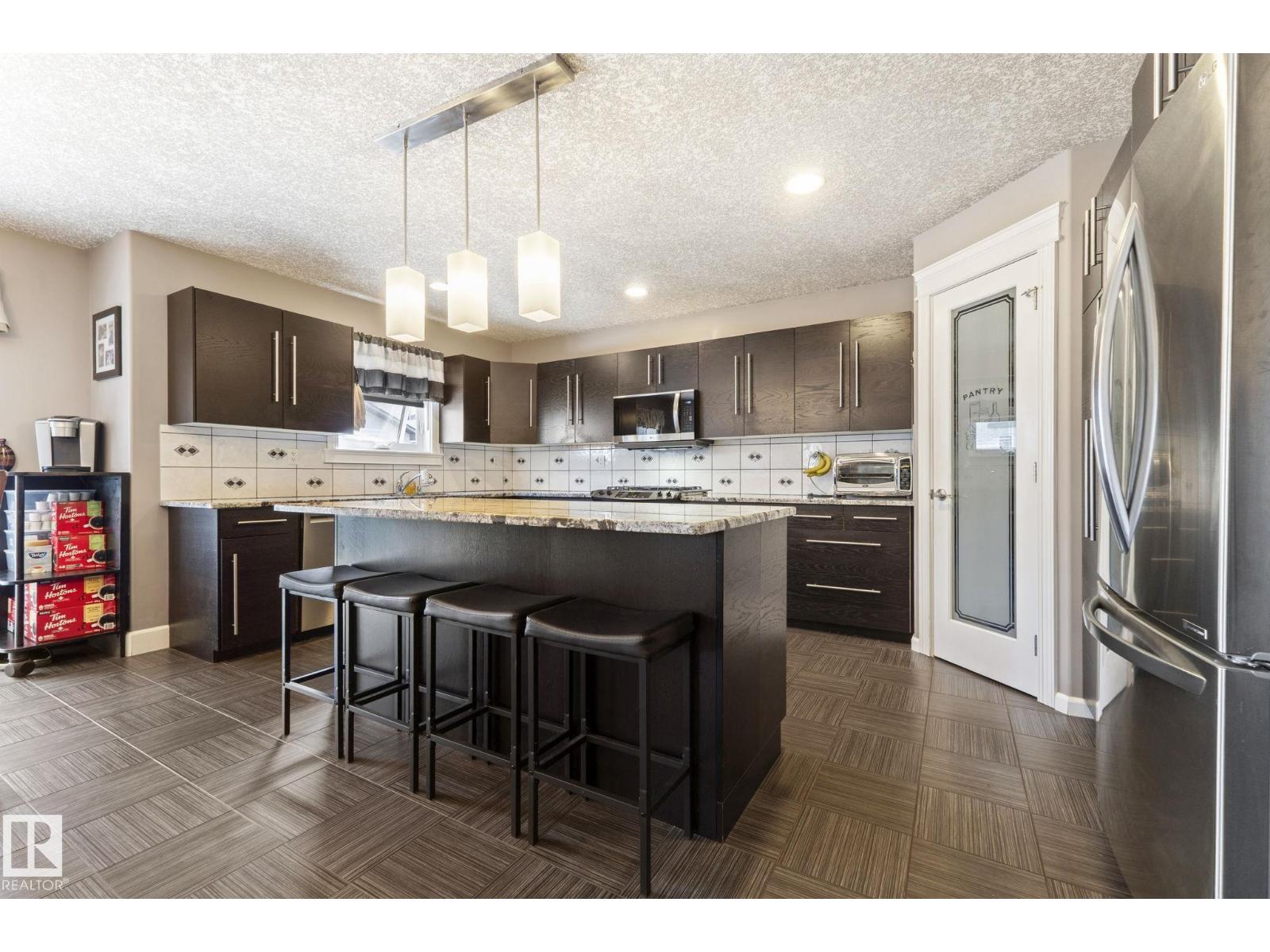13407 161 AV NW - 11
