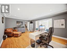 Laundry room - 45 Cleaveholm Drive, Halton Hills, ON L7G3E3 Photo 8