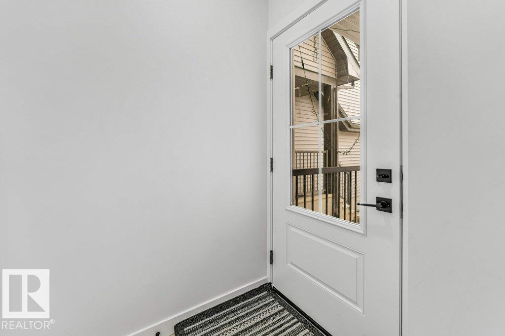 423 28 ST SW - 14