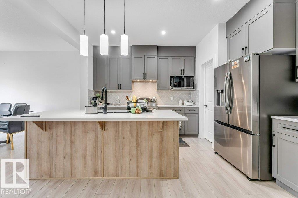 423 28 ST SW - 20