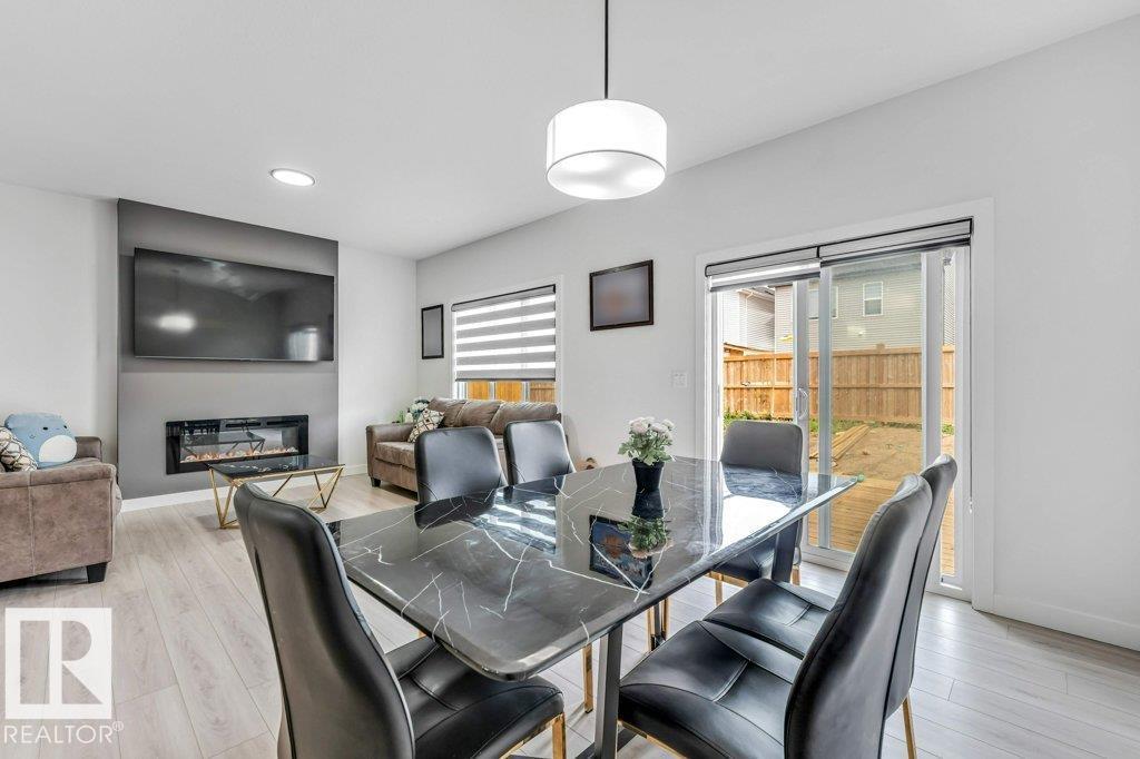 423 28 ST SW - 31