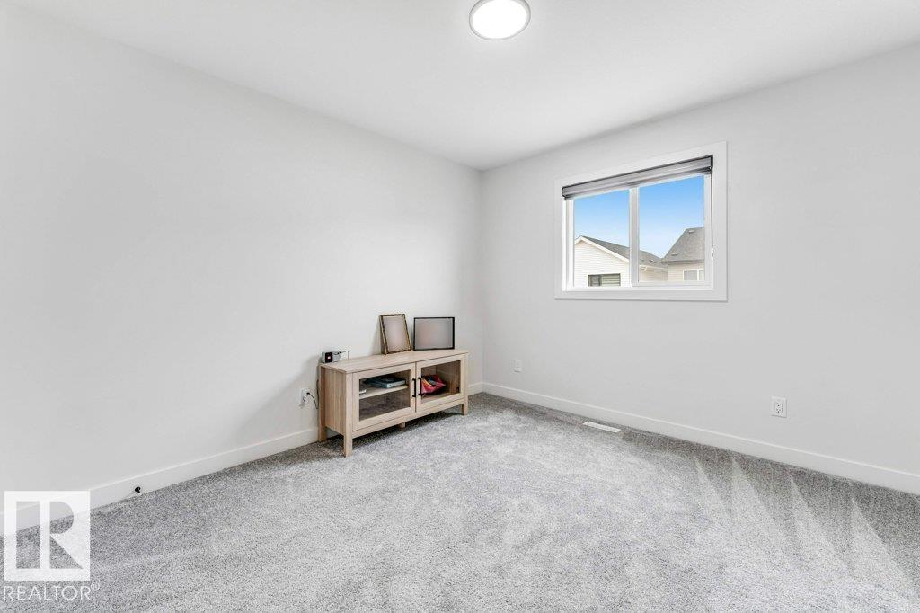 423 28 ST SW - 35