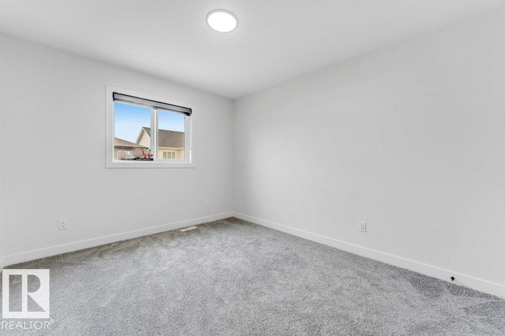 423 28 ST SW - 38