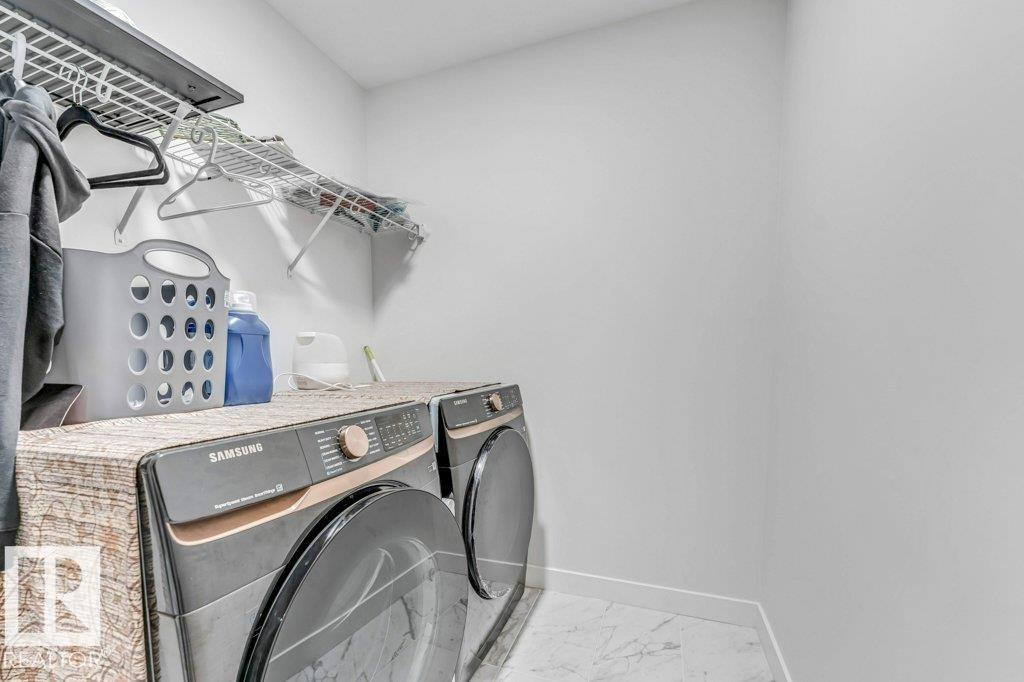 423 28 ST SW - 42