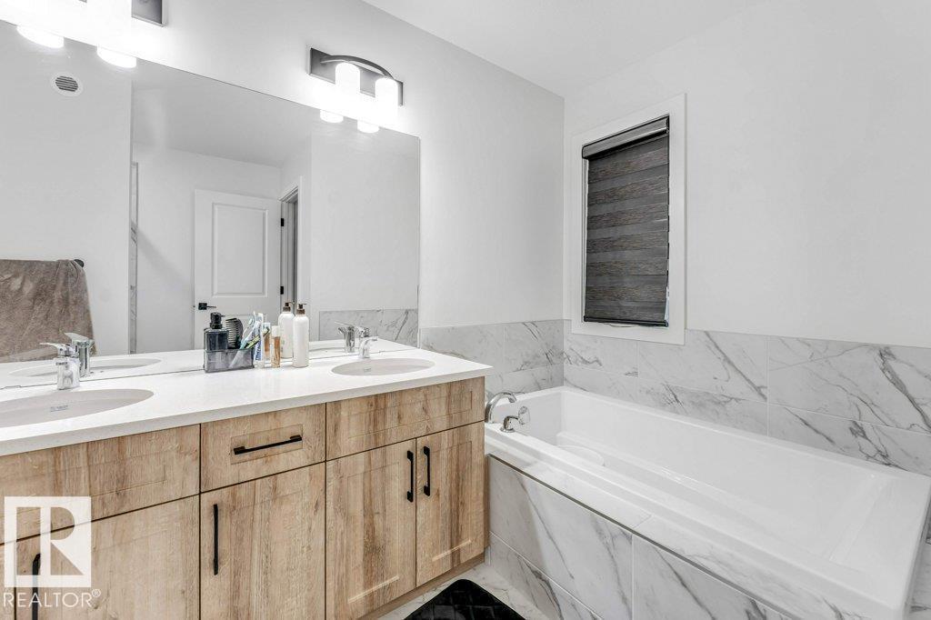 423 28 ST SW - 47
