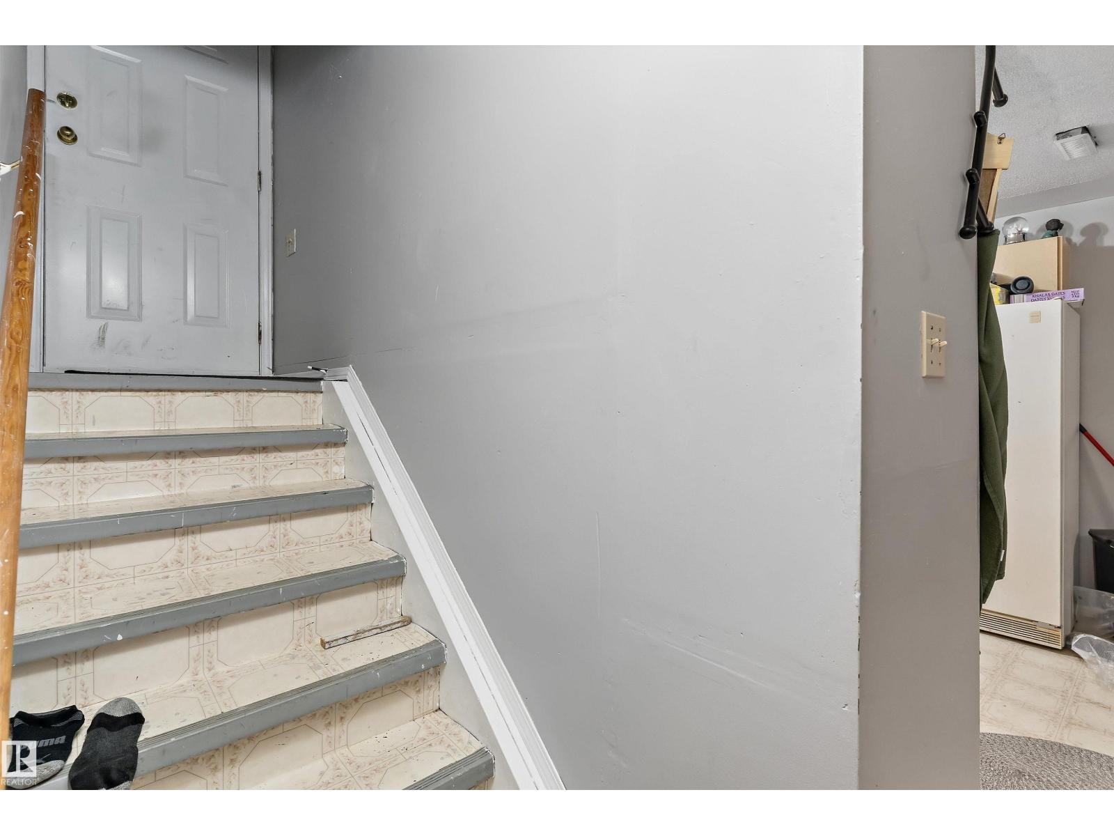 14707 33 ST NW — photo 33
