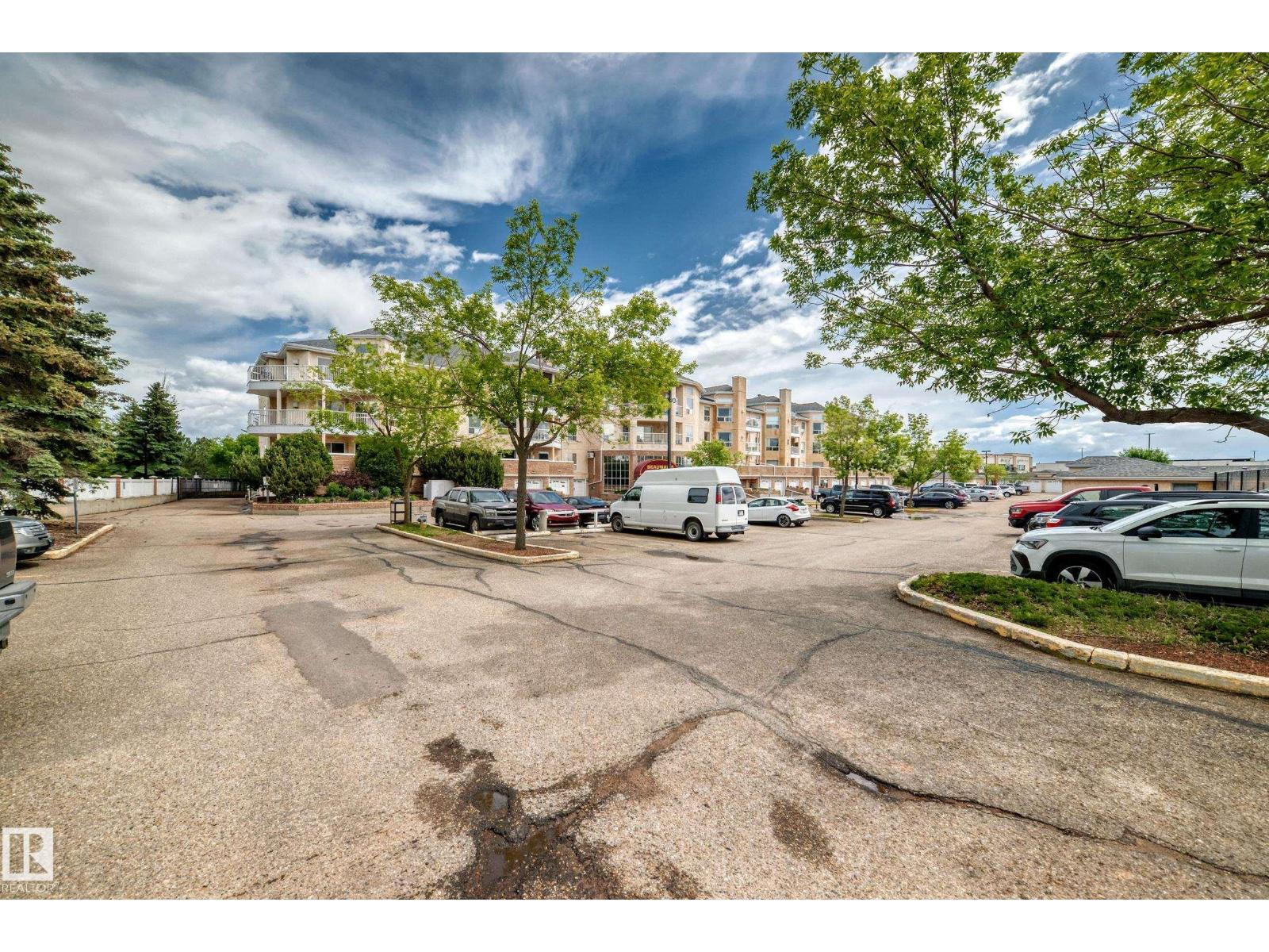 #422 15499 CASTLE DOWNS RD NW - 11
