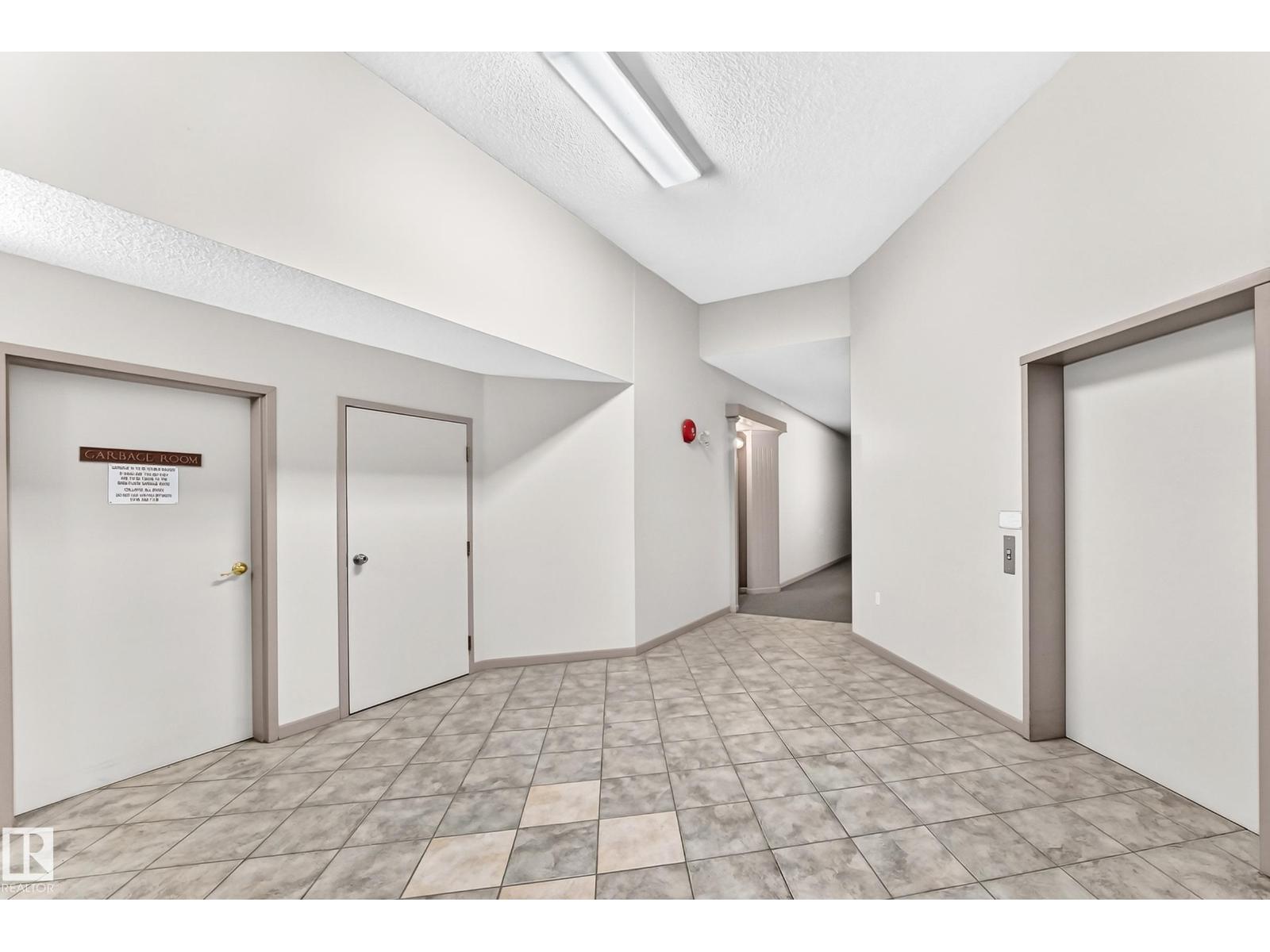 #422 15499 CASTLE DOWNS RD NW - 38