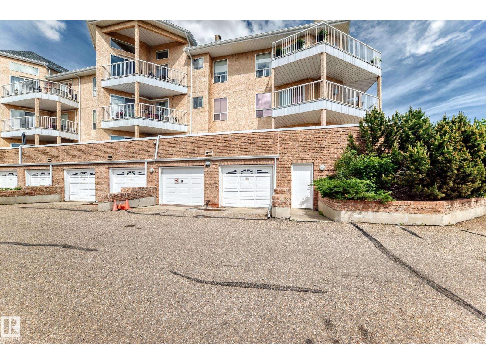 #422 15499 CASTLE DOWNS RD NW - 8