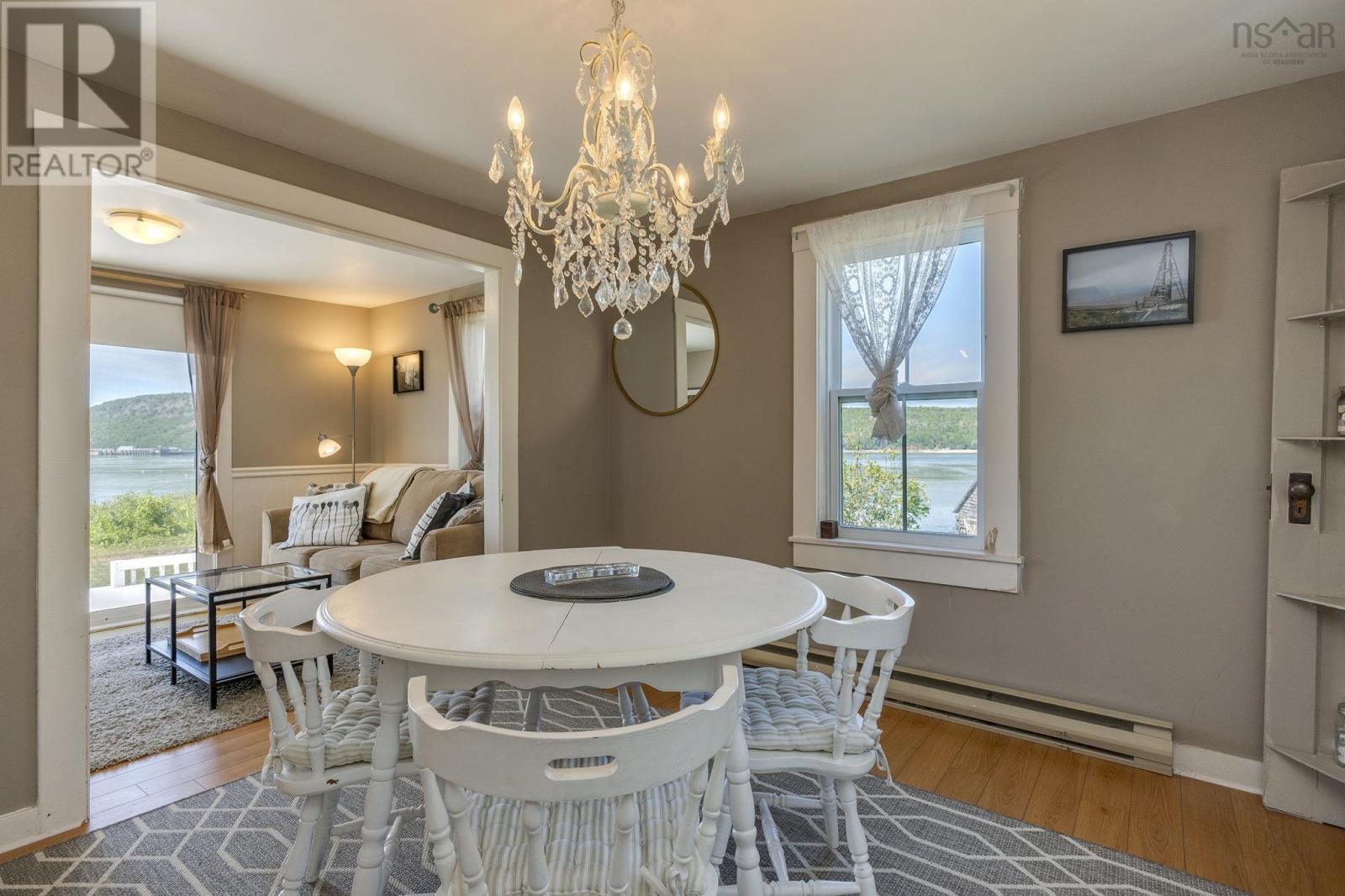 958 Granville Road - 19