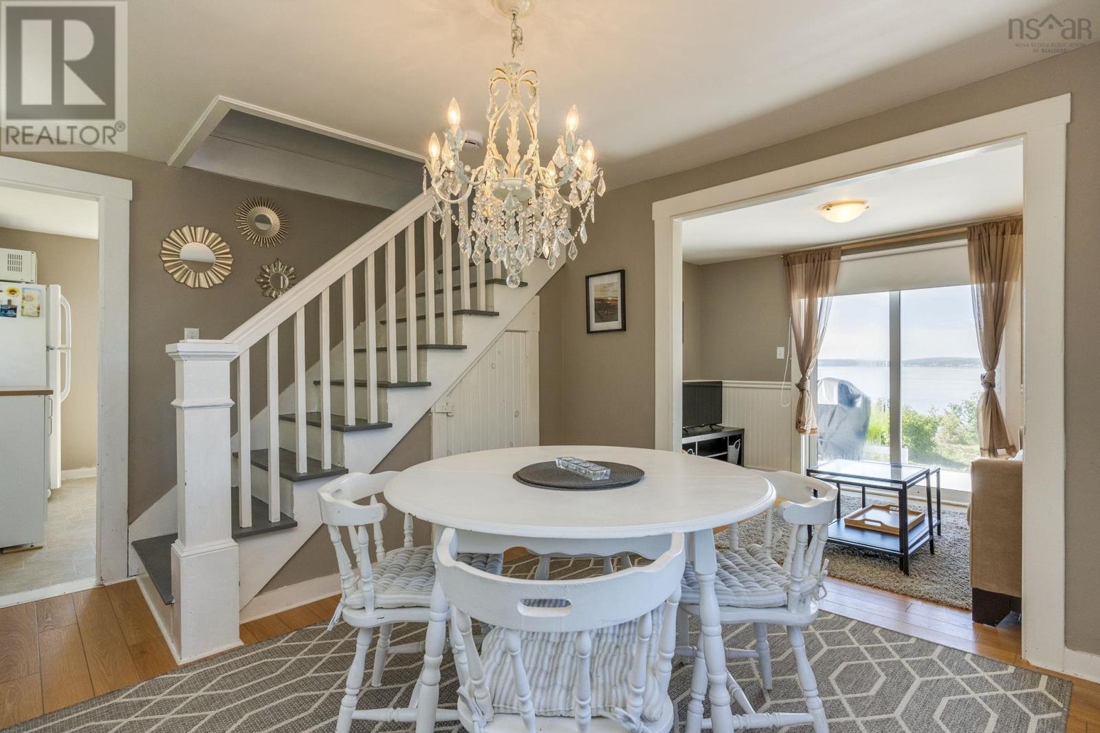 958 Granville Road - 20
