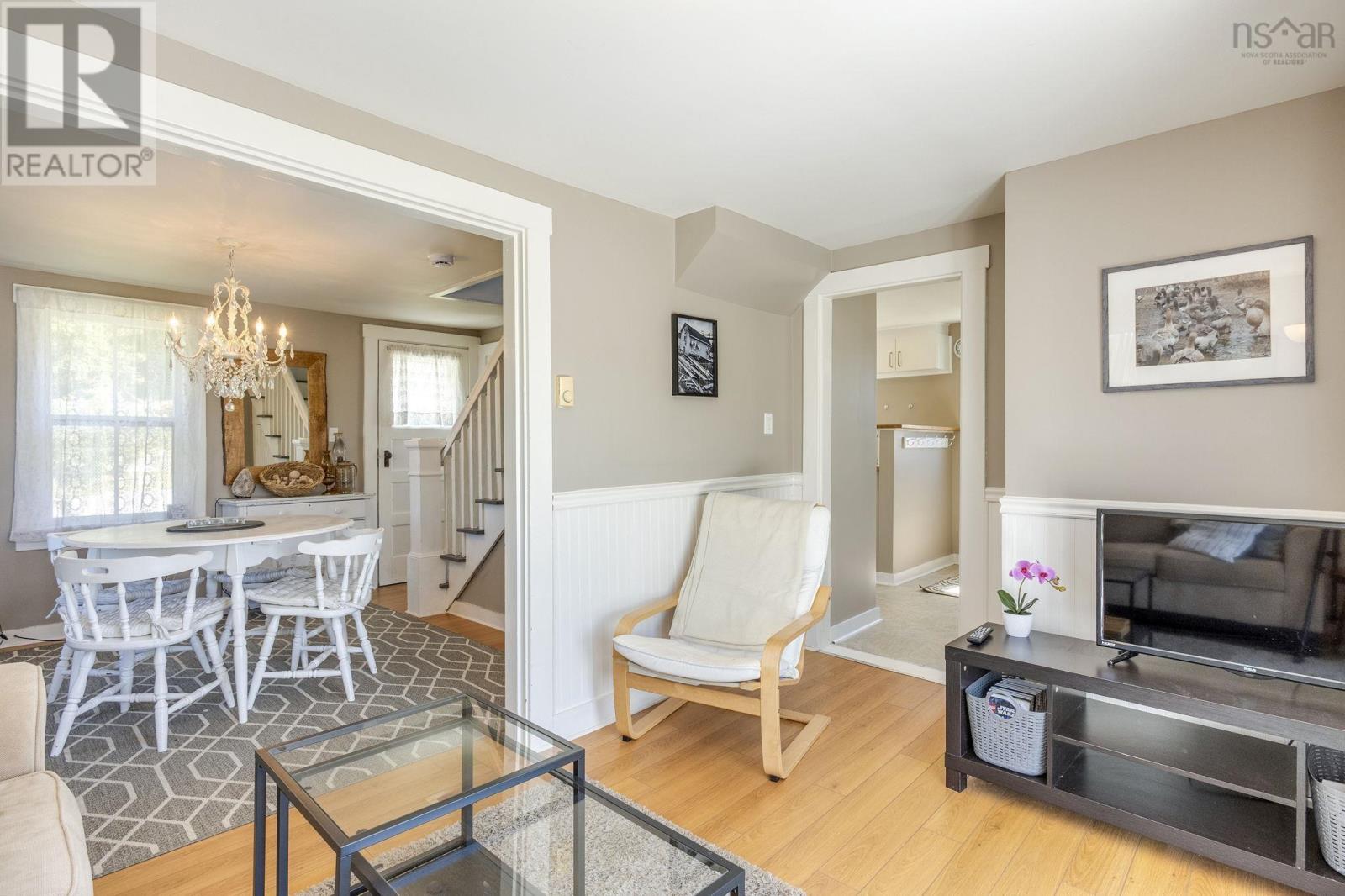 958 Granville Road - 16