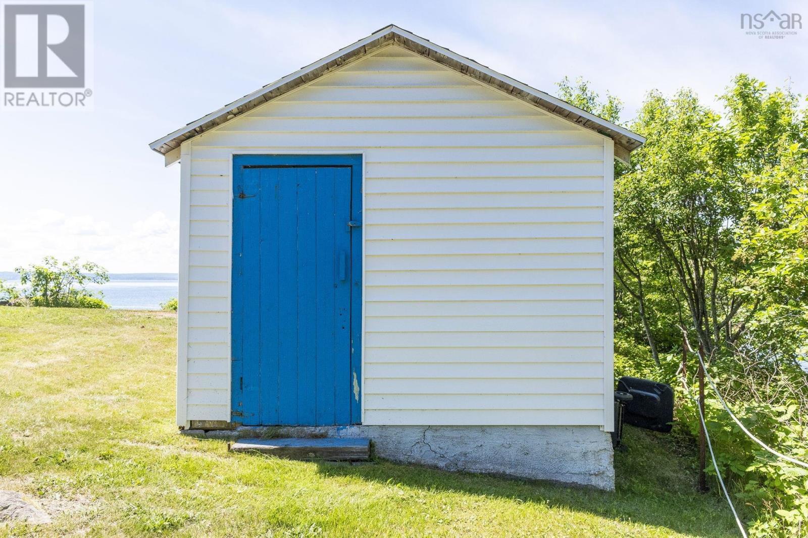 958 Granville Road - 46
