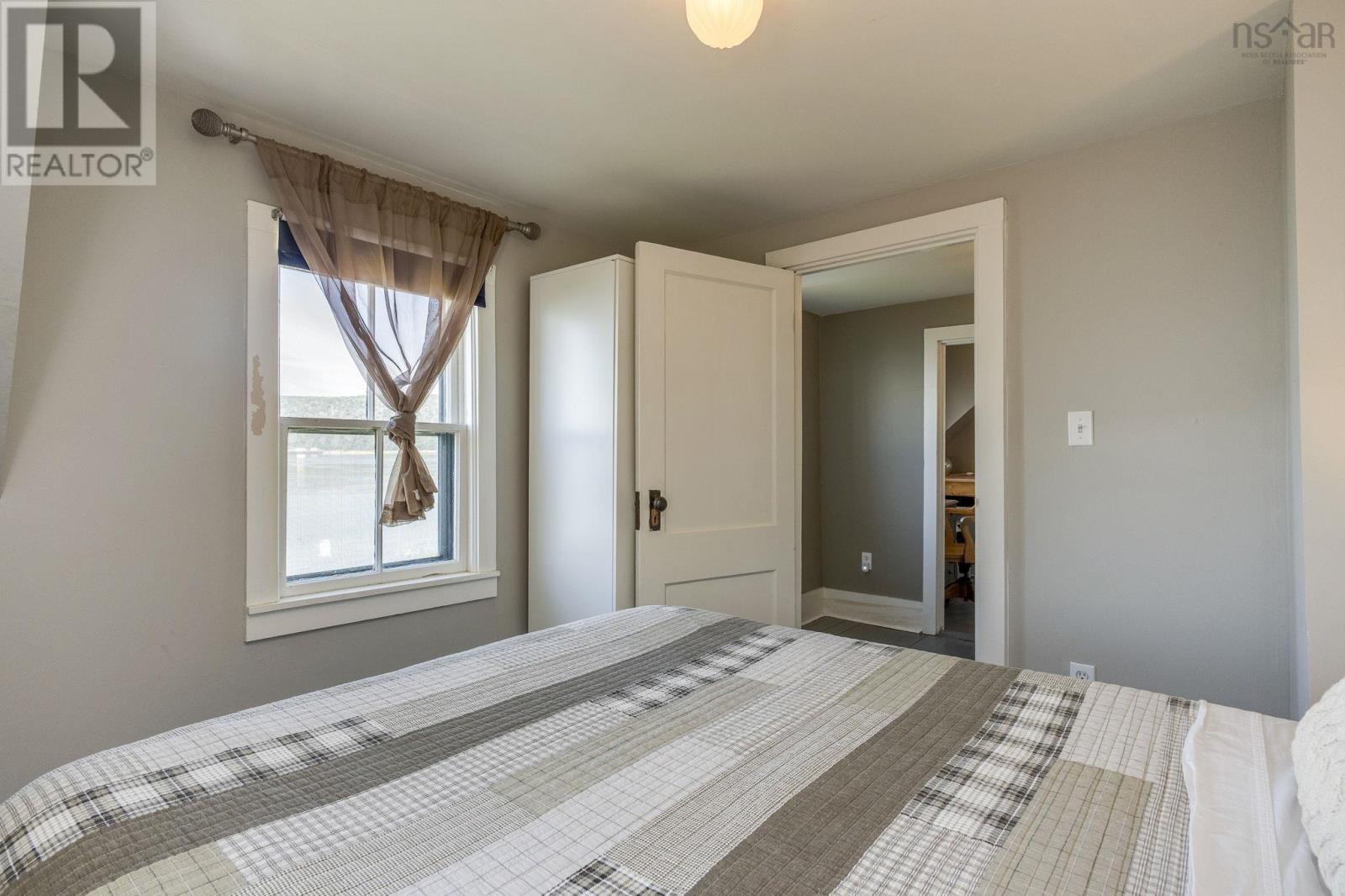 958 Granville Road - 29