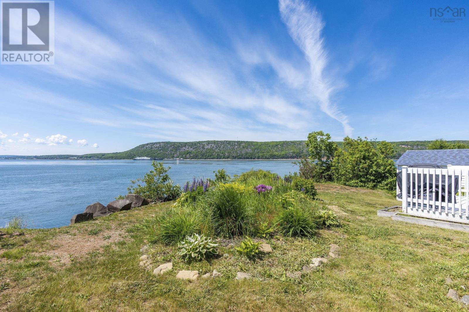 958 Granville Road - 4