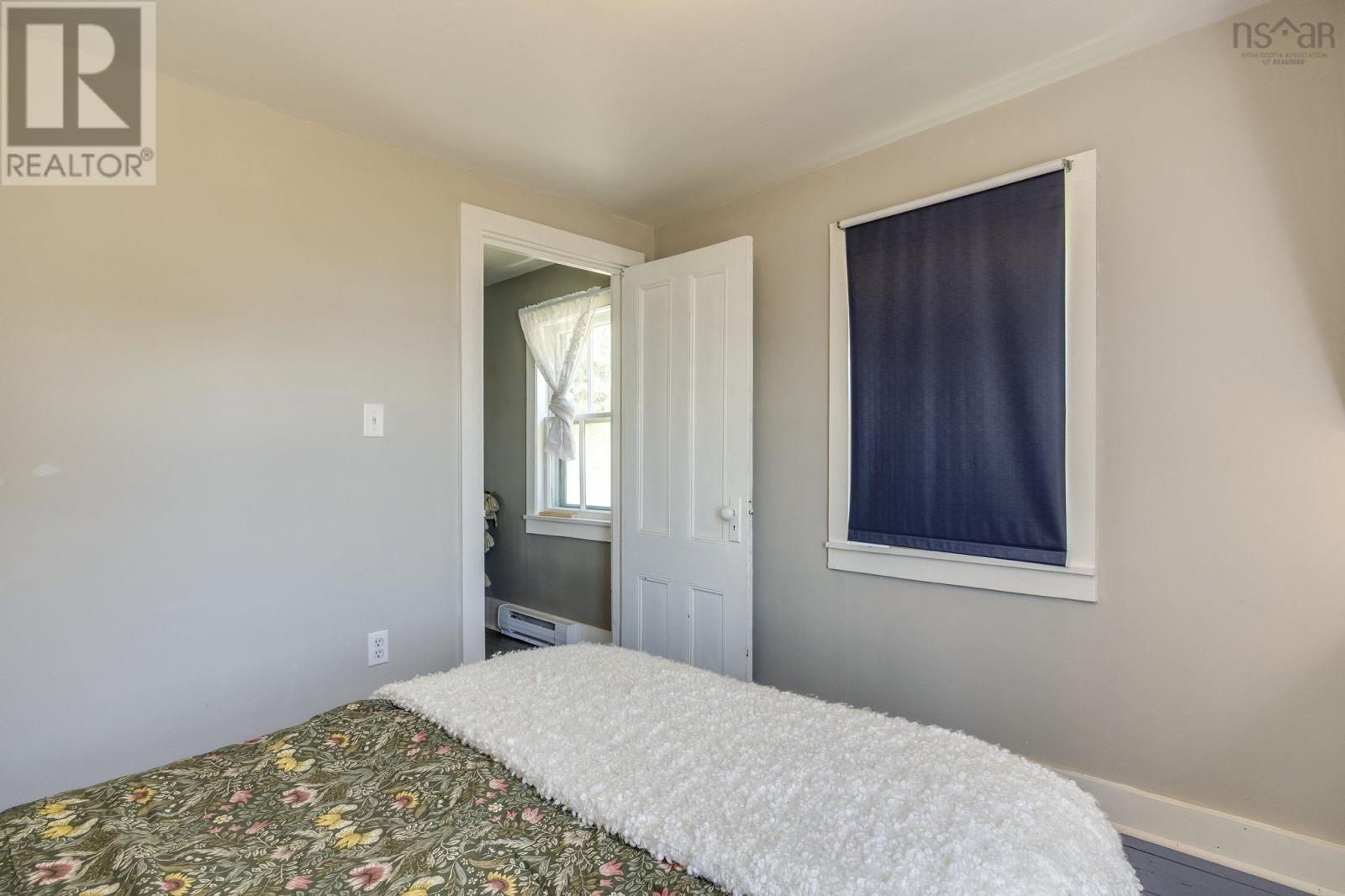 958 Granville Road - 37