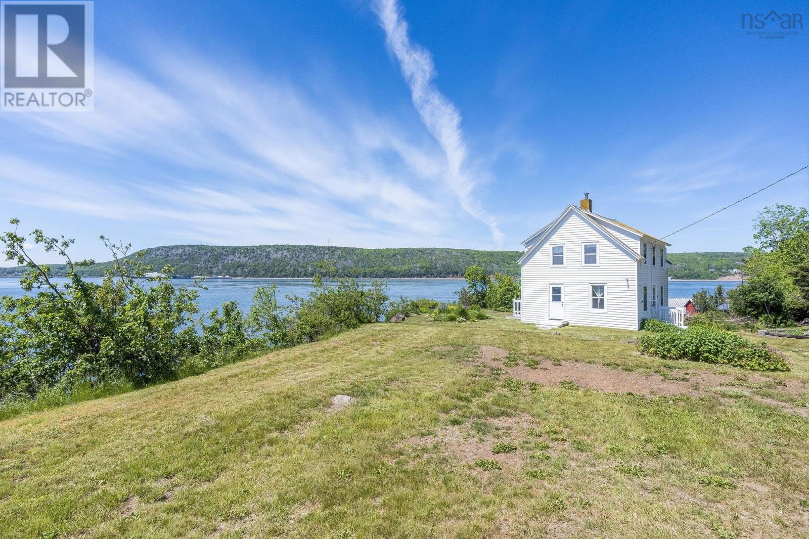 958 Granville Road - 45