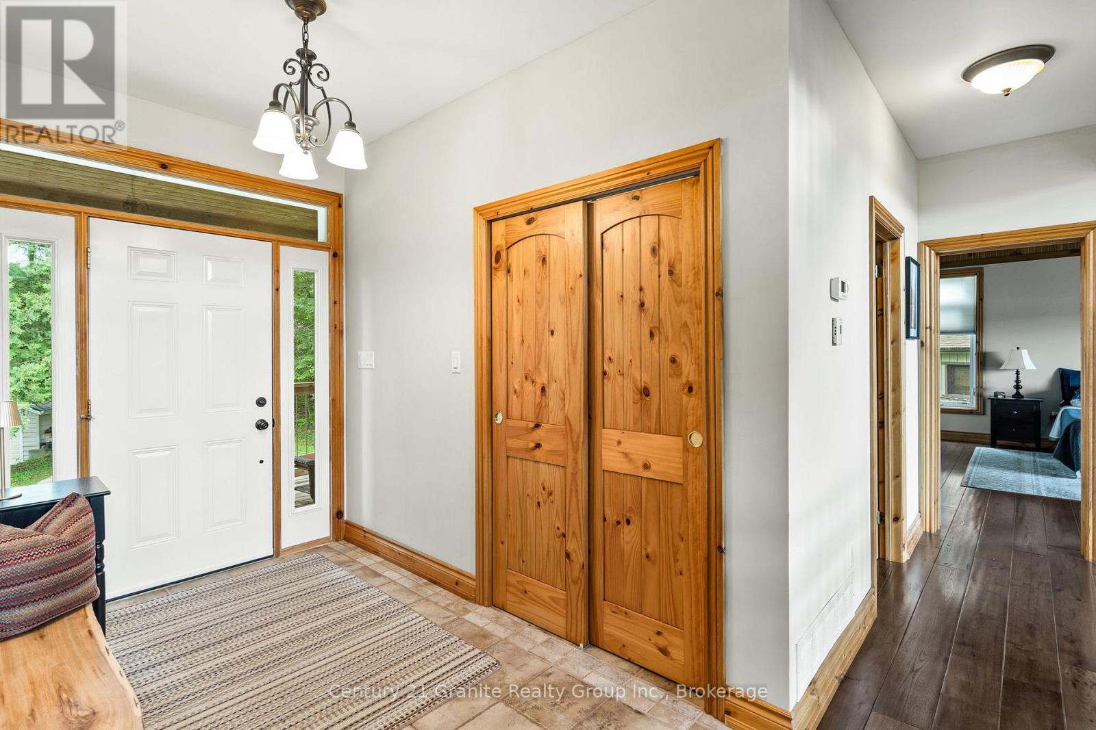 1003 PONTIAC DRIVE - 18