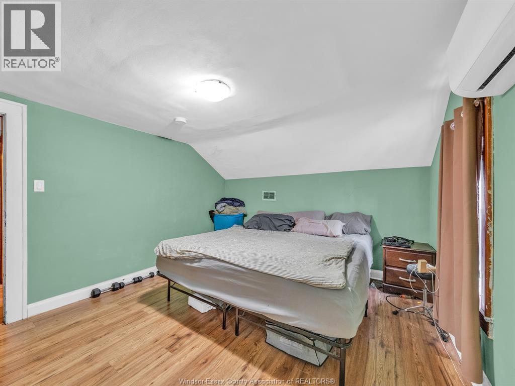 2724 PILLETTE ROAD - 12