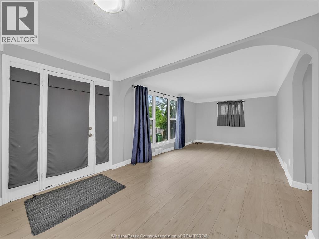 2724 PILLETTE ROAD - 29